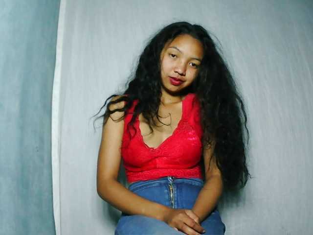 Missfireangel12 live cam on BongaCams