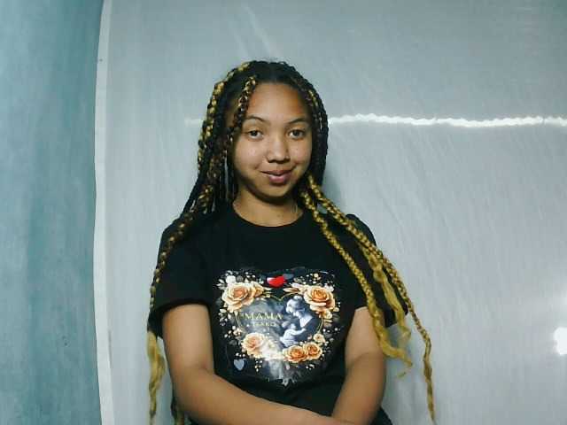 Missfireangel12 live cam on BongaCams