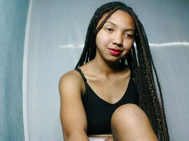 Missfireangel12 live cam on BongaCams