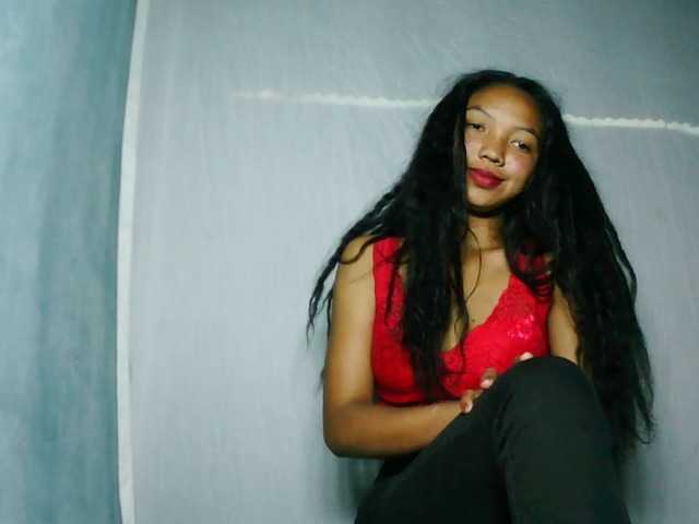 Missfireangel12 live cam on BongaCams