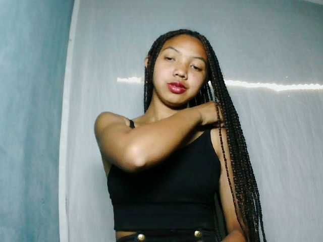 Missfireangel12 live cam on BongaCams