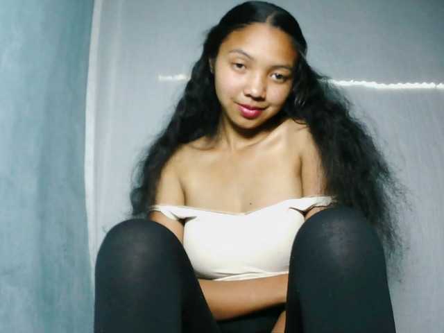 Missfireangel12 live cam on BongaCams