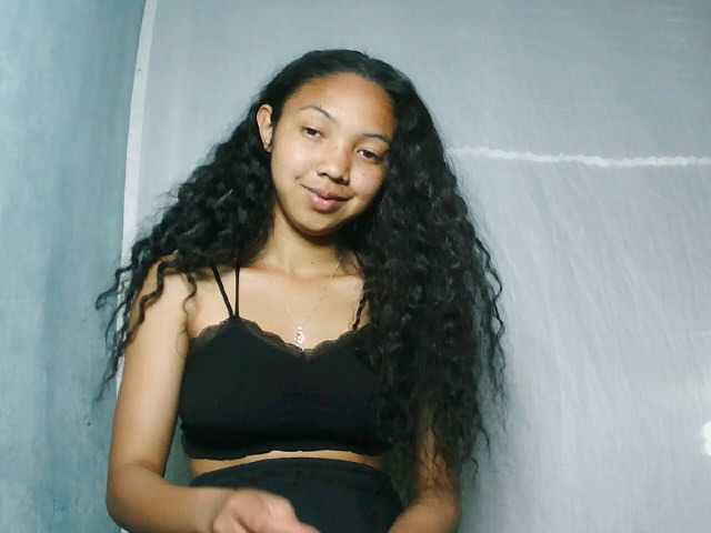 Missfireangel12 live cam on BongaCams