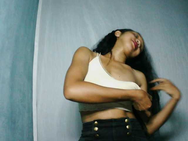 Missfireangel12 live cam on BongaCams