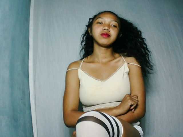 Missfireangel12 live cam on BongaCams