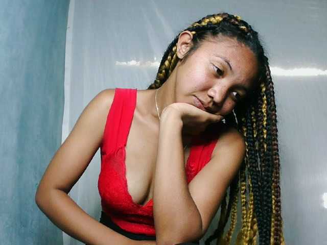 Missfireangel12 live cam on BongaCams