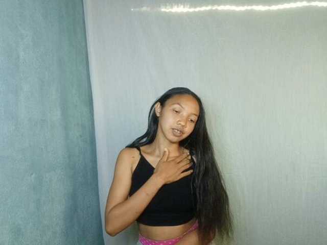 Missfireangel12 live cam on BongaCams