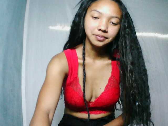 Missfireangel12 live cam on BongaCams
