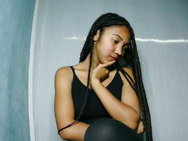 Missfireangel12 live cam on BongaCams