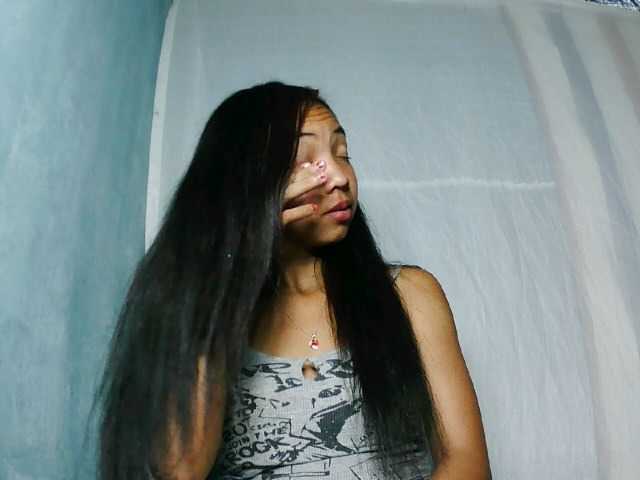 Missfireangel12 live cam on BongaCams