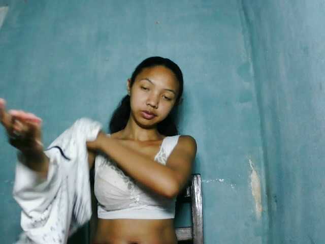 Missfireangel12 live cam on BongaCams