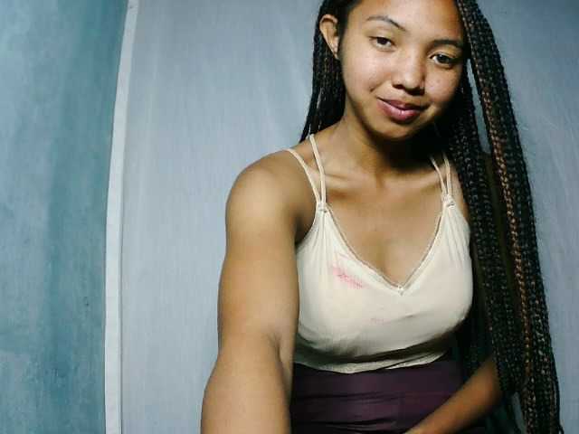 Missfireangel12 live cam on BongaCams