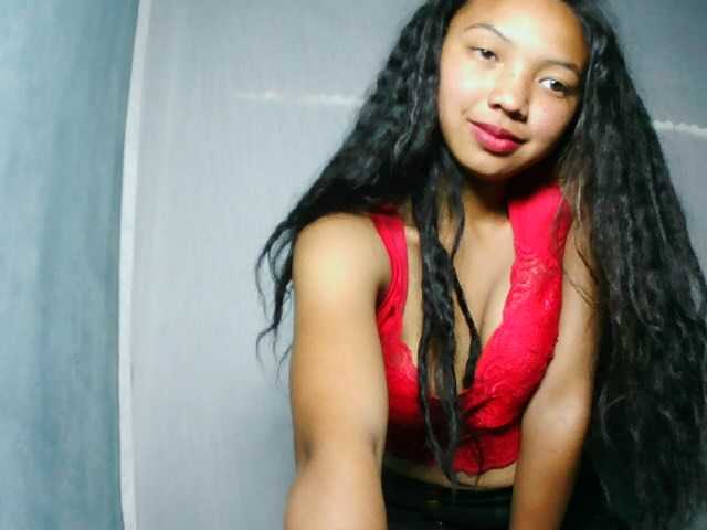 Missfireangel12 live cam on BongaCams