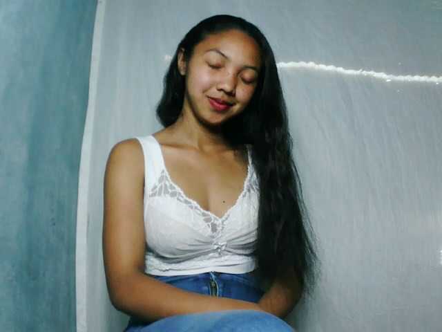 Missfireangel12 live cam on BongaCams