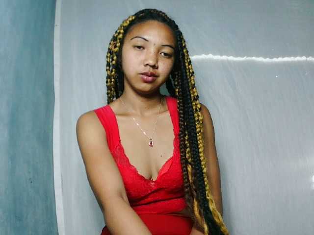 Missfireangel12 live cam on BongaCams