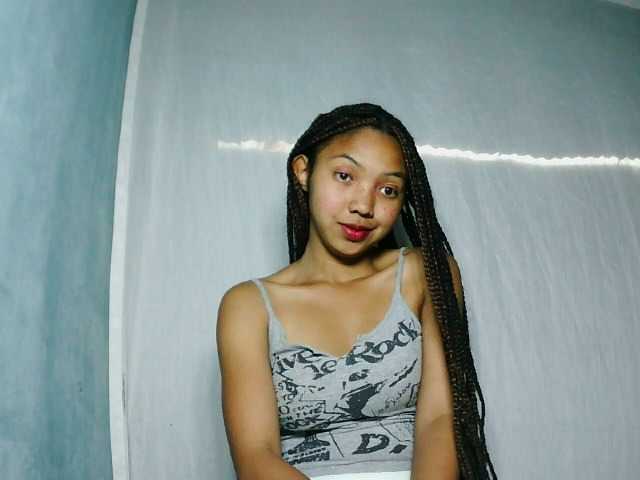 Missfireangel12 live cam on BongaCams