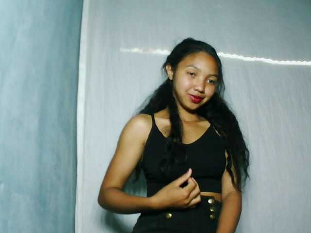 Missfireangel12 live cam on BongaCams