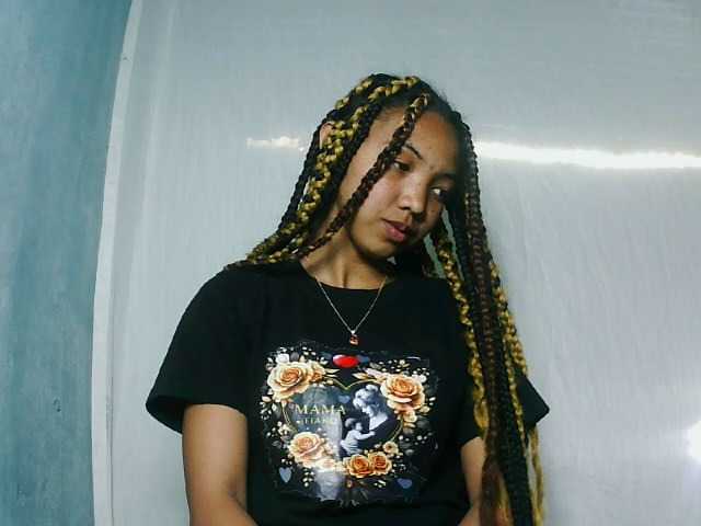 Missfireangel12 live cam on BongaCams
