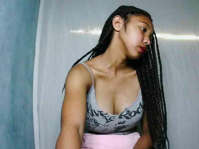 Missfireangel12 webcam