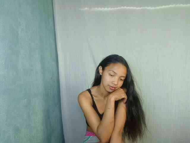 Missfireangel12 webcam
