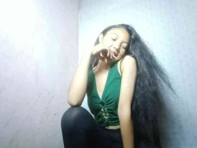 Missfireangel12 webcam