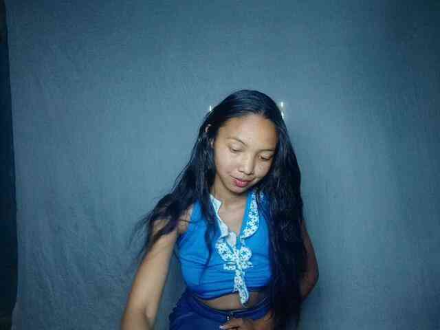 Missfireangel12 webcam