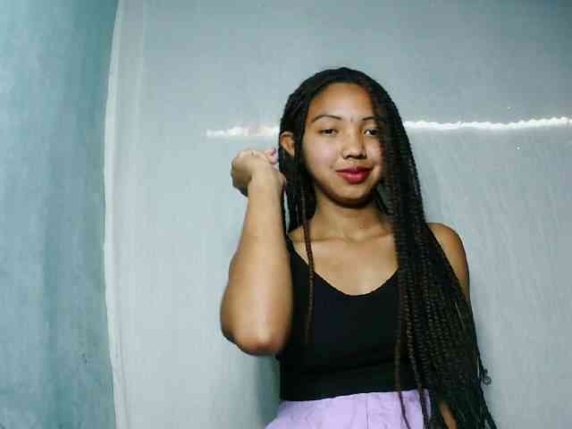 Missfireangel12 webcam