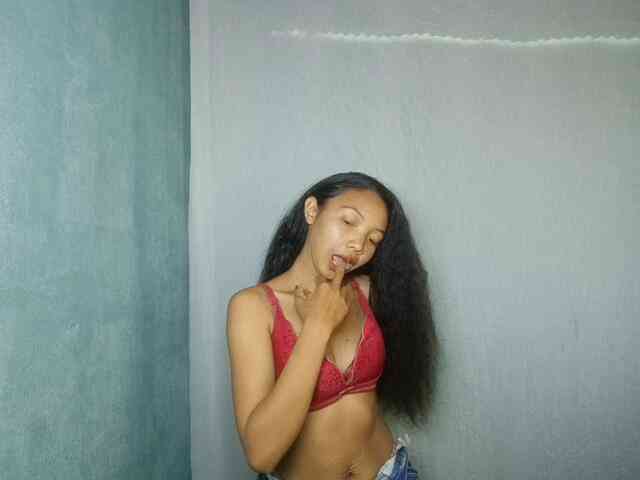 Missfireangel12 webcam