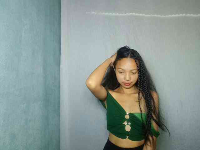 Missfireangel12 webcam