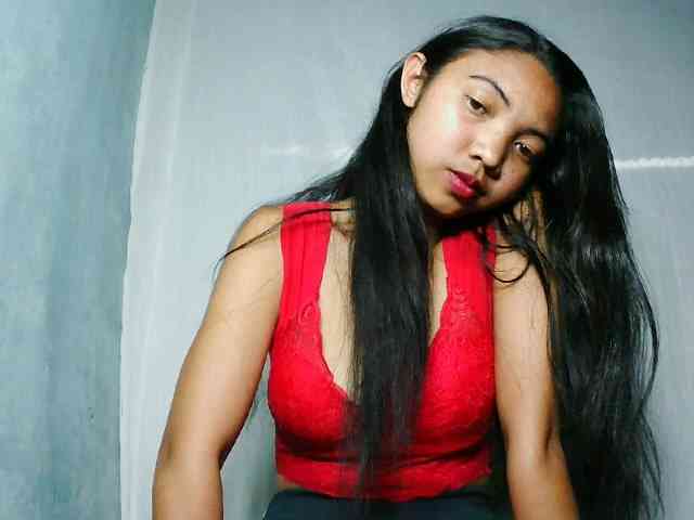 Missfireangel12 webcam