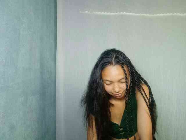 Missfireangel12 webcam