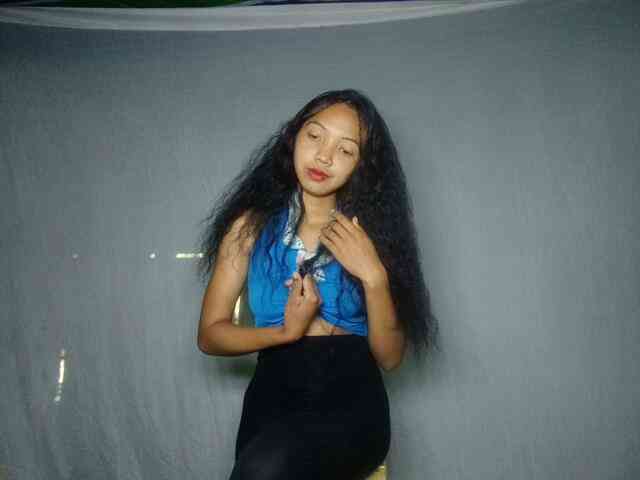 Missfireangel12 webcam