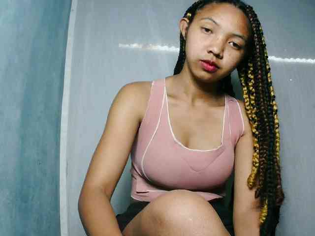 Missfireangel12 webcam