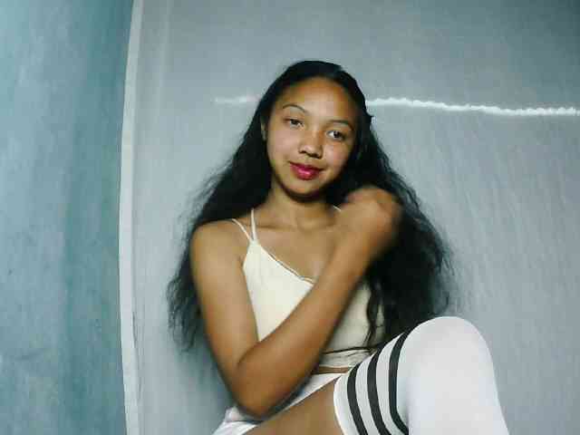 Missfireangel12 webcam