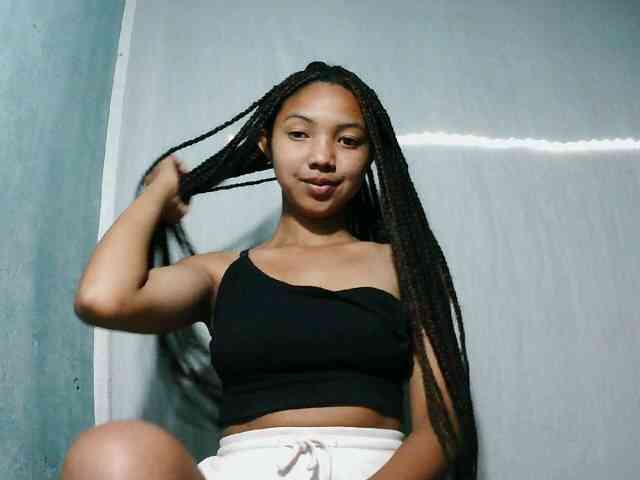 Missfireangel12 webcam
