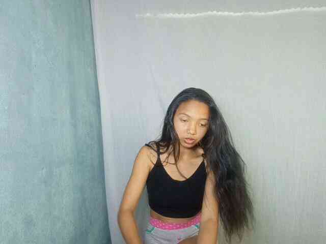 Missfireangel12 webcam