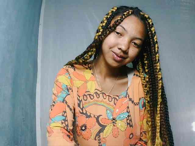 Missfireangel12 webcam
