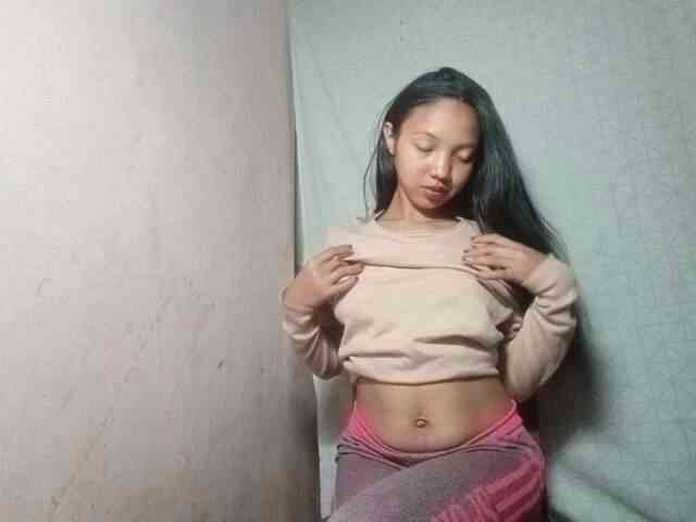 Missfireangel12 webcam
