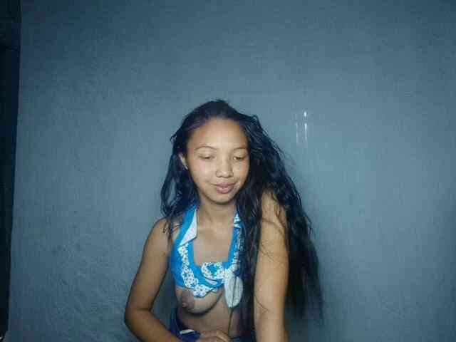 Missfireangel12 webcam