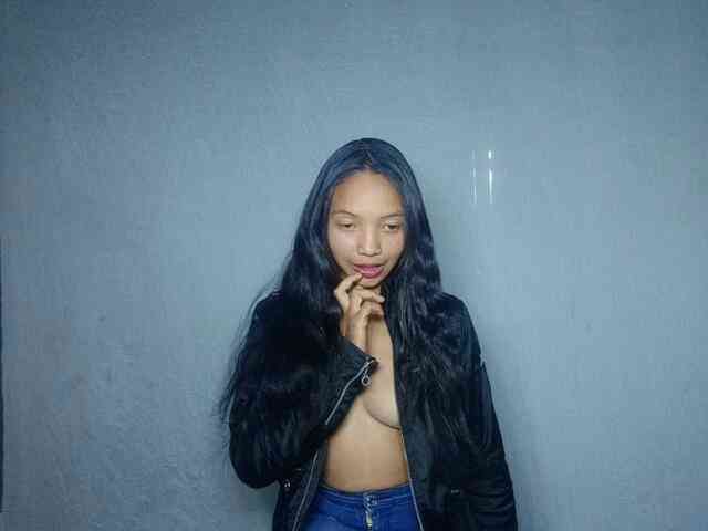 Missfireangel12 webcam