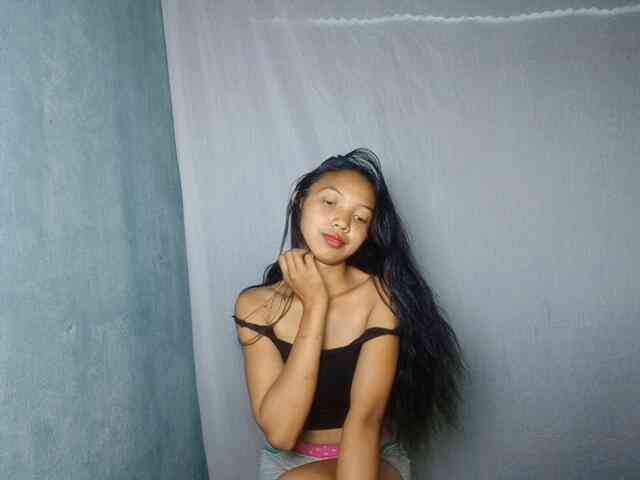 Missfireangel12 webcam