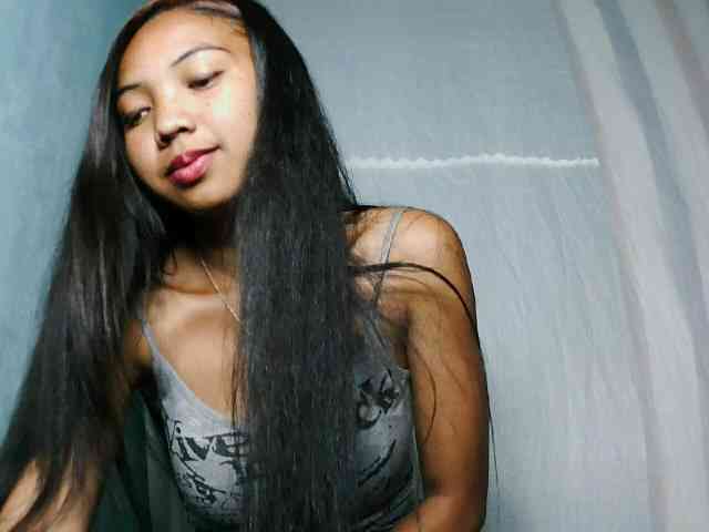 Missfireangel12 webcam