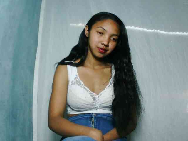 Missfireangel12 webcam