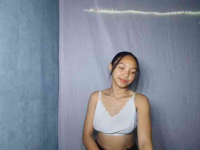 Dieses Model ist jetzt live. Missfireangel12