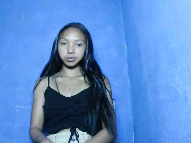 Missfireangel12 webcam
