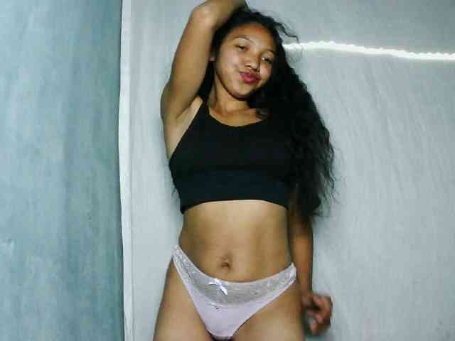 Missfireangel12 webcam