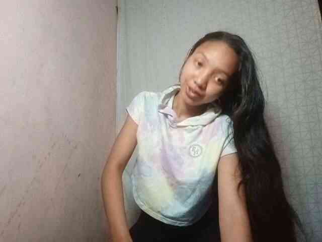 Missfireangel12 webcam