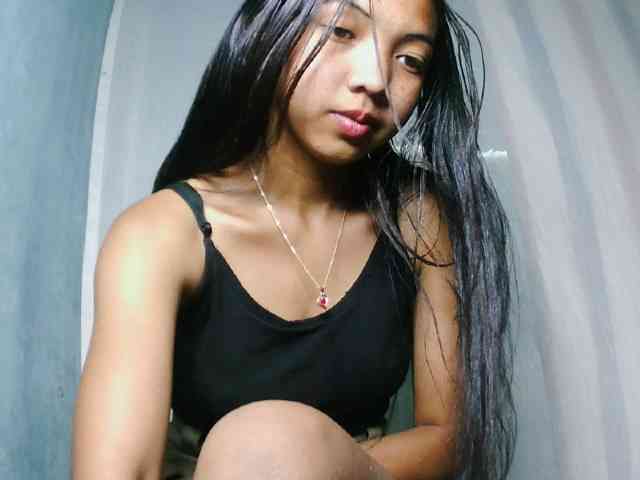Missfireangel12 webcam