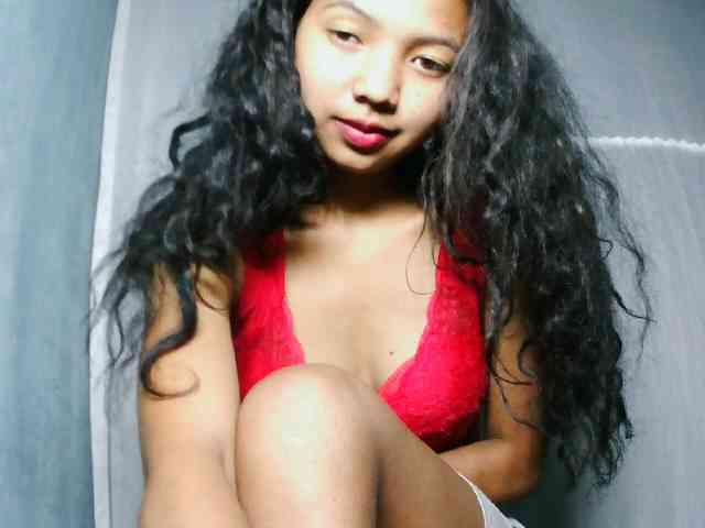 Missfireangel12 webcam