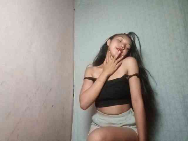Missfireangel12 webcam